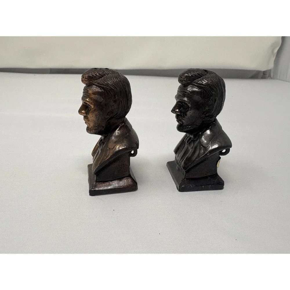 Vintage Abraham Lincoln  Bronze Salt & Pepper Shakers Retro President History